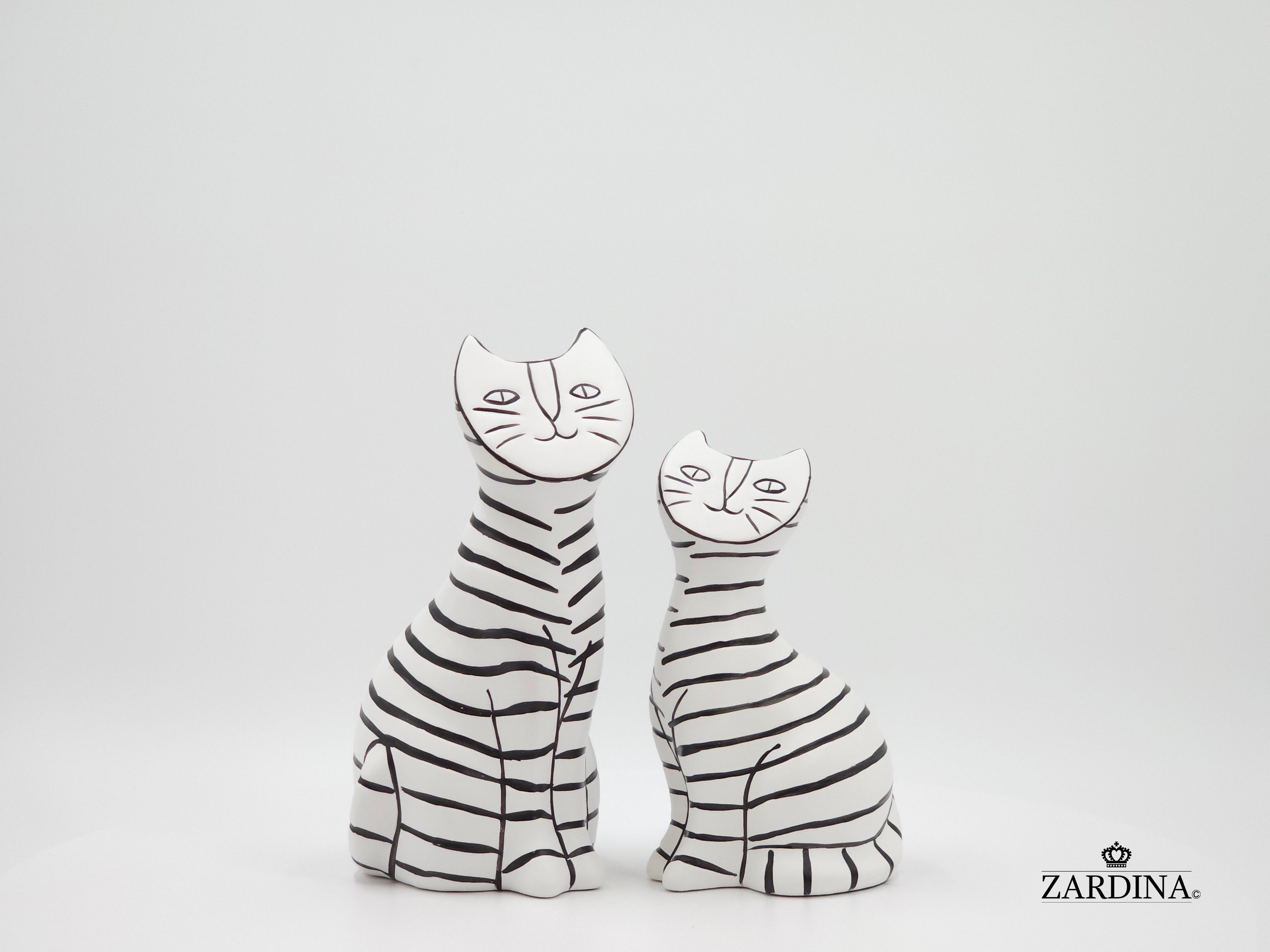 White Smiley Kittens Hand Painted Art Deco Cat Sculpture Ornament Statue