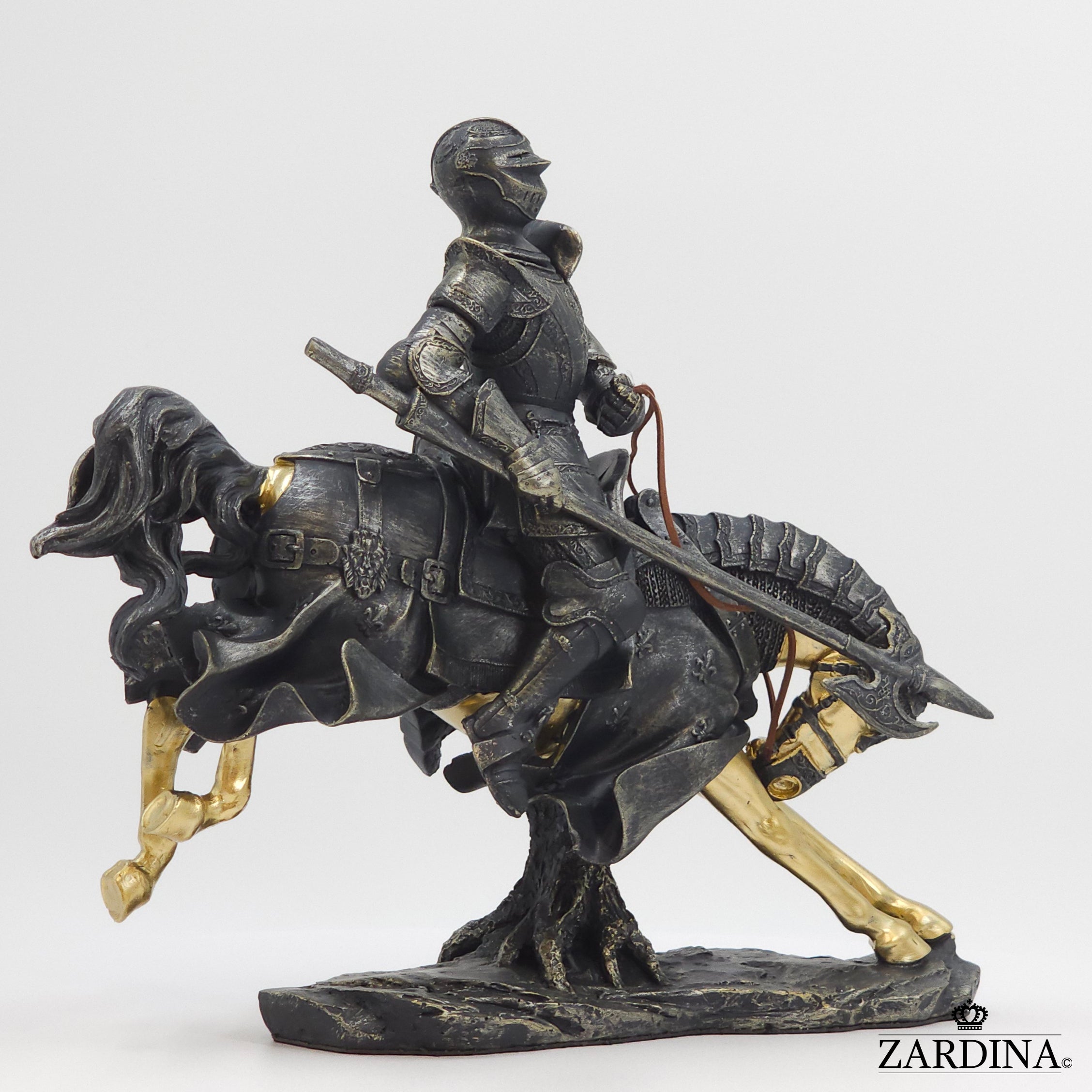 The Knight in Battle Ground Art Sculpture Abstract Home Interior Décor