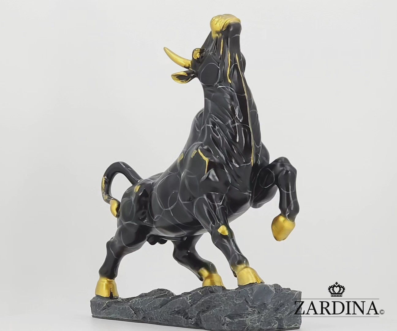 Black Victory Bull Art Sculpture Ornament statue Interior Décor