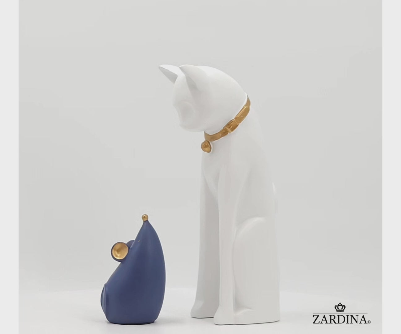 When The White Cat Meet The Blue Mouse Ornament Sculpture Home Décor Statue